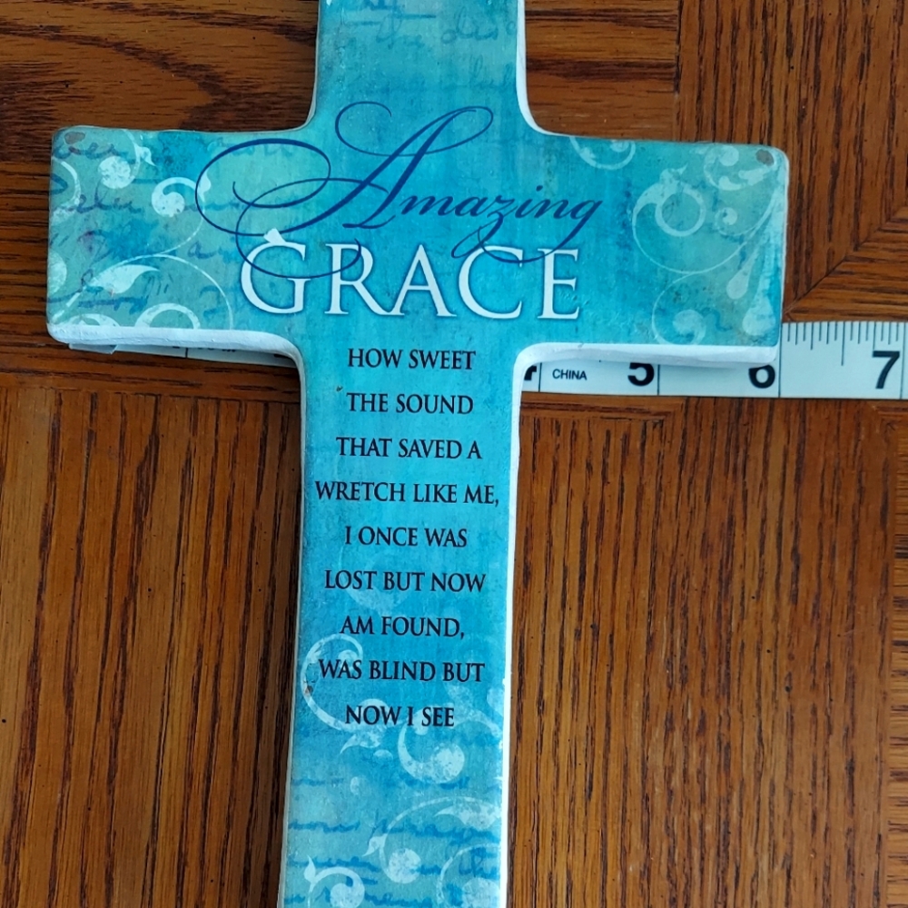 AMAZING GRACE Cross